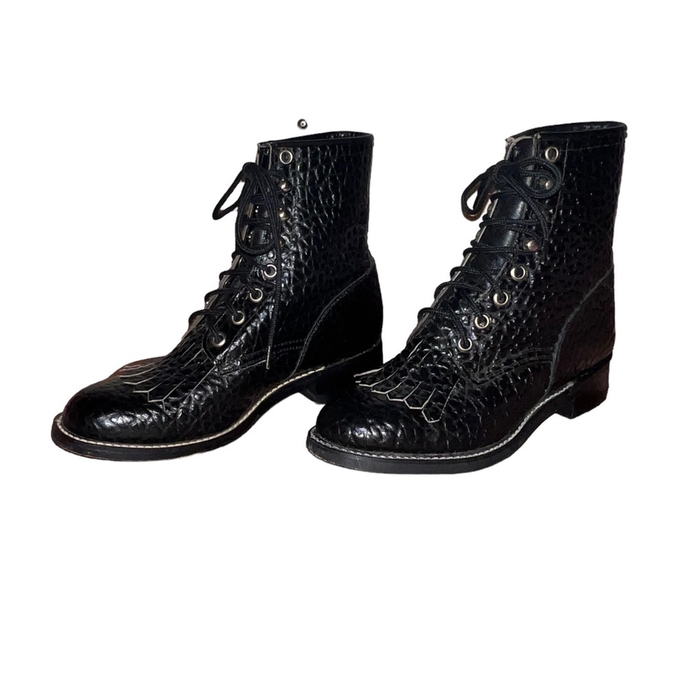 Vintage Women’s Justin Diamond J Black Bullhide lacer shoes.